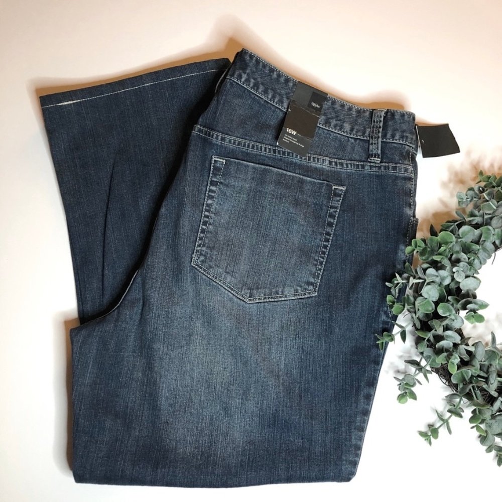 NWT Women's Mossimo Bootcut Jeans Size 16 W